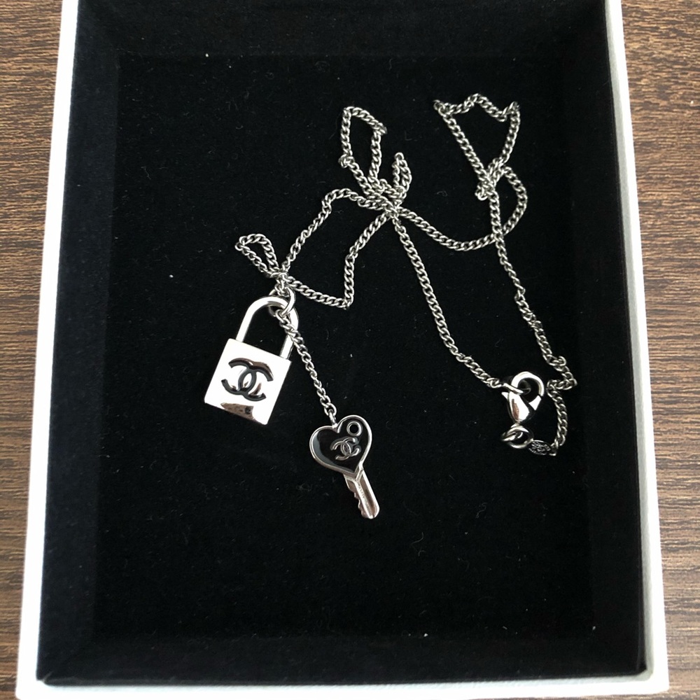 Authentic Chanel Vintage Necklace Heart Key Locket